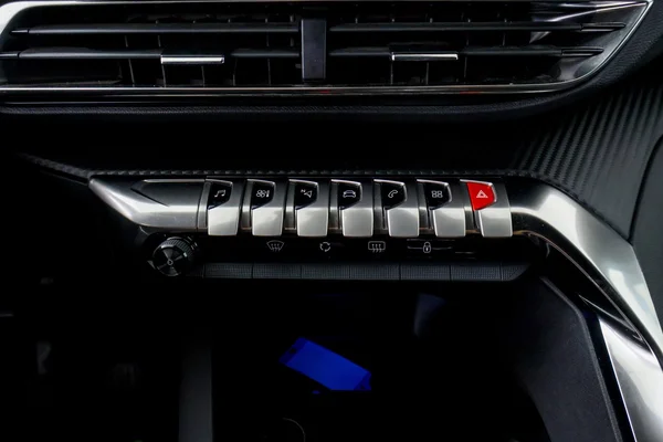 Peugeot 3008 (2024) — foto 17 van 72