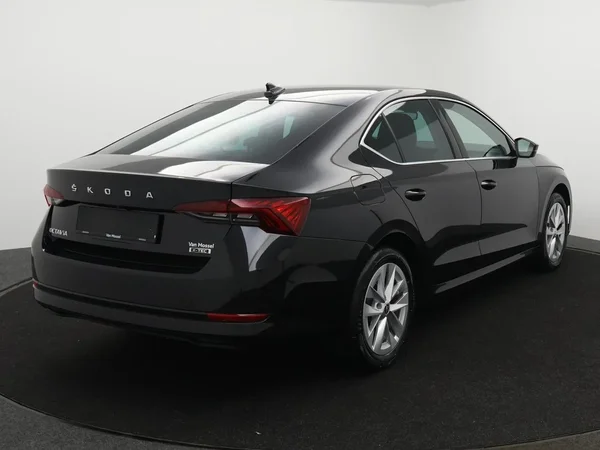 Škoda Octavia (2024) — foto 2 van 30