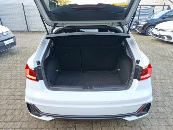 AUDI A1 Sportback (2023) — foto 16 van 23