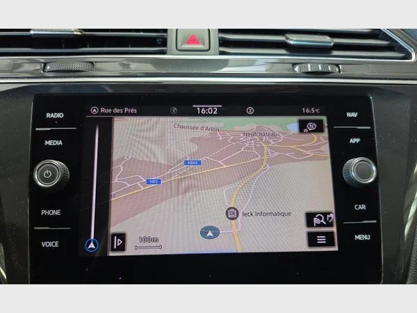 VOLKSWAGEN Tiguan (2021) — foto 13 van 34