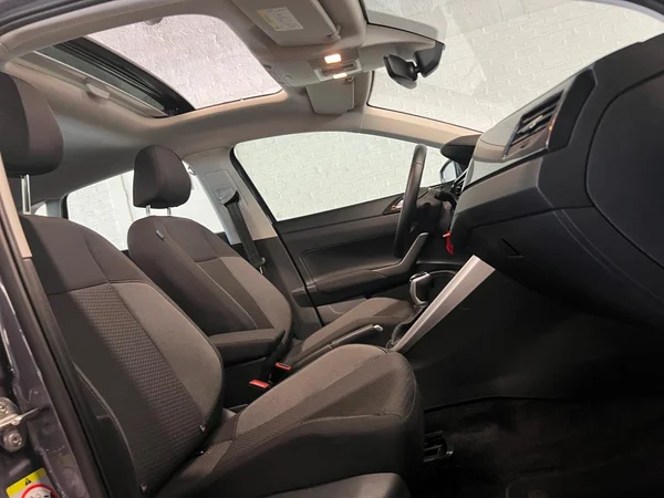 VOLKSWAGEN Polo (2025) — foto 15 van 24