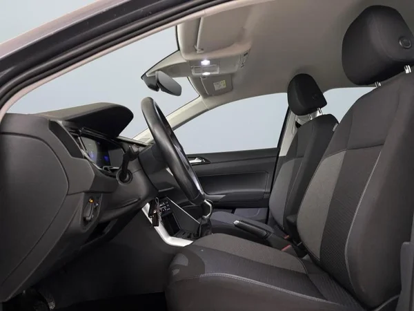 VOLKSWAGEN Taigo (2022) — foto 2 van 25