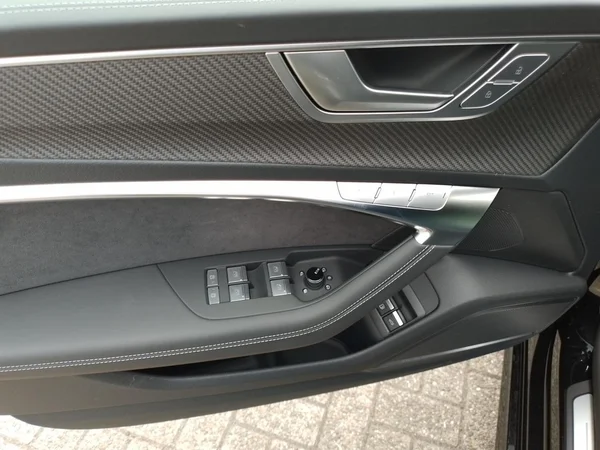 AUDI A7 Sportback PHEV (2024) — foto 9 van 11