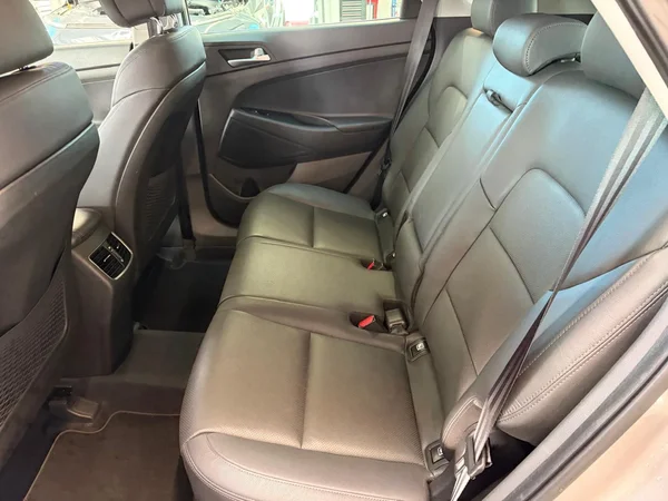 Hyundai Tucson (2018) — foto 14 van 25