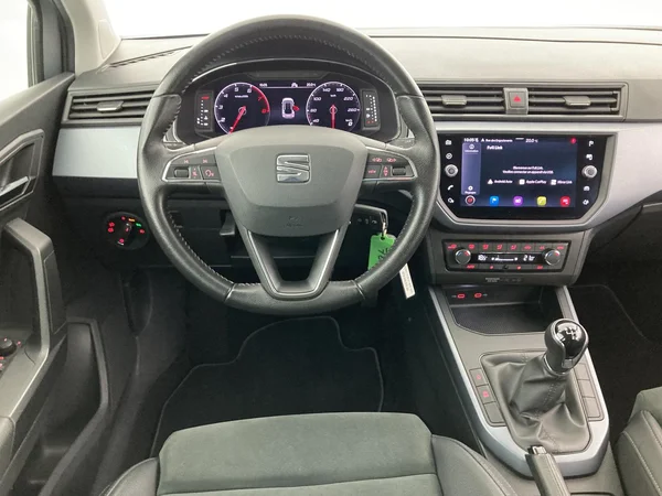 SEAT Arona (2021) — foto 13 van 36