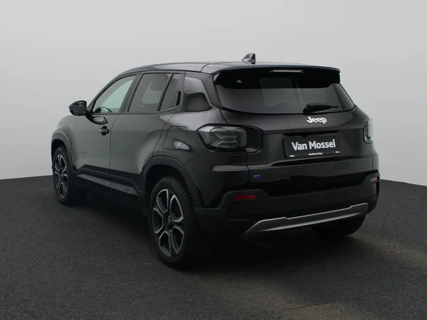 Jeep Avenger (2023) — foto 12 van 30