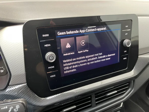 VOLKSWAGEN T-Cross (2025) — foto 4 van 12