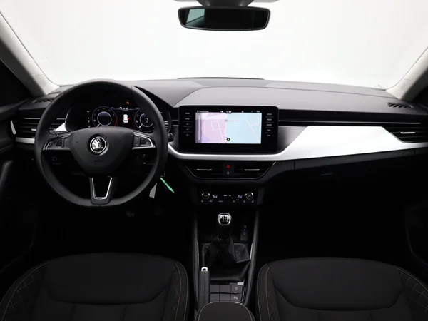 SKODA Kamiq (2020) — foto 18 van 20