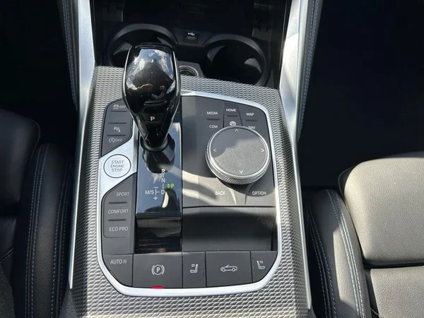 BMW 4 Cabrio (G23) (2022) — foto 15 van 31