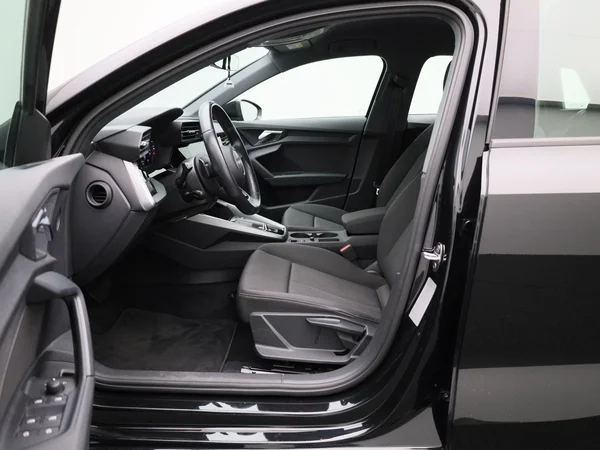 Audi A3 (2021) — foto 3 van 45