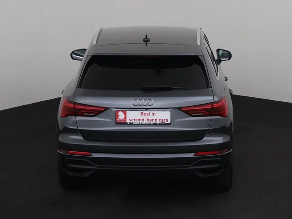 AUDI Q3 (2022) — foto 29 van 32