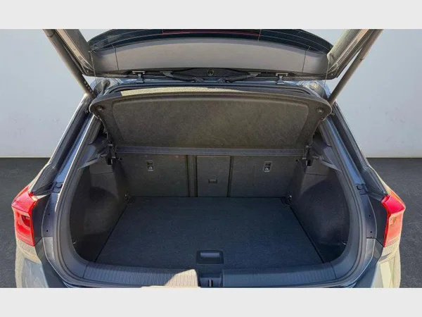 Volkswagen T-Roc (2025) — foto 21 van 29