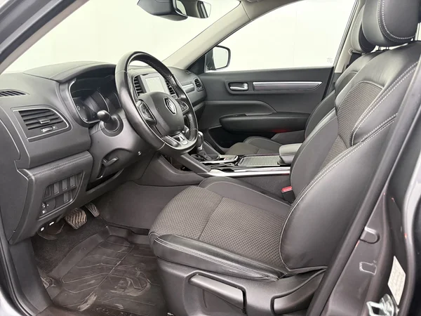 RENAULT Koleos (2022) — foto 2 van 25