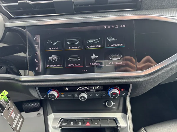AUDI Q3 Sportback (2021) — foto 6 van 21
