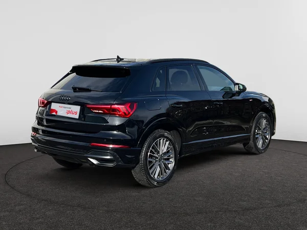 AUDI Q3 PHEV (2022) — foto 21 van 24
