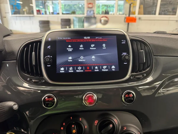 ABARTH 595 (2020) — foto 5 van 24