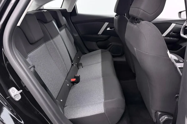 Citroen C4 (2023) — foto 8 van 32