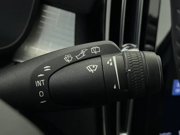 VOLVO XC40 (2021) — foto 17 van 30
