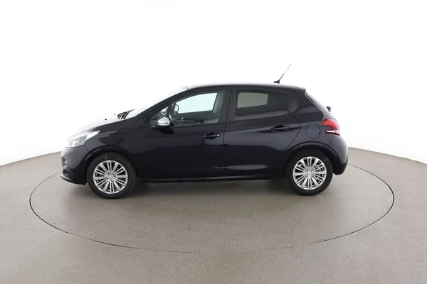 Peugeot 208 (2019) — foto 9 van 16