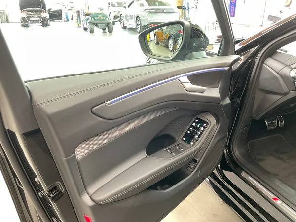 AUDI A6 Avant (2025) — foto 14 van 23