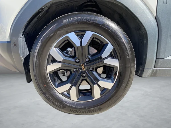 Dacia Duster (2025) — foto 18 van 20