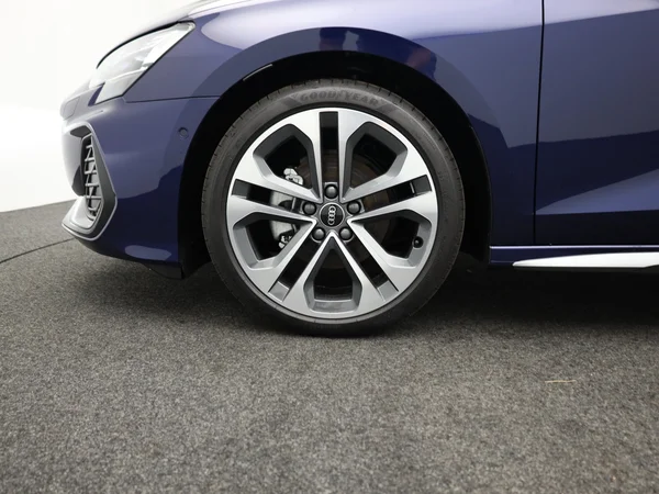 AUDI A3 Sedan (2025) — foto 5 van 25