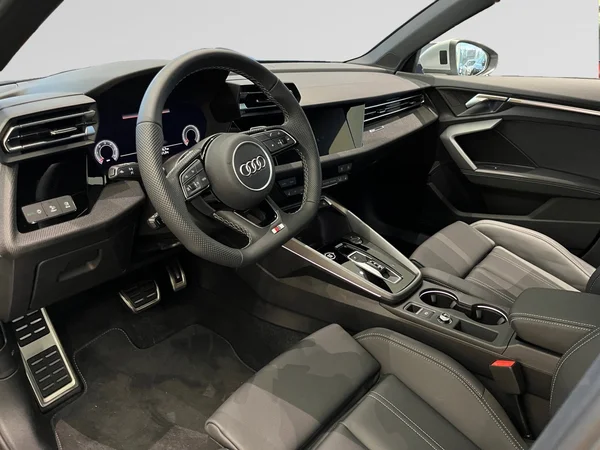AUDI A3 Alltstreet (2025) — foto 13 van 16