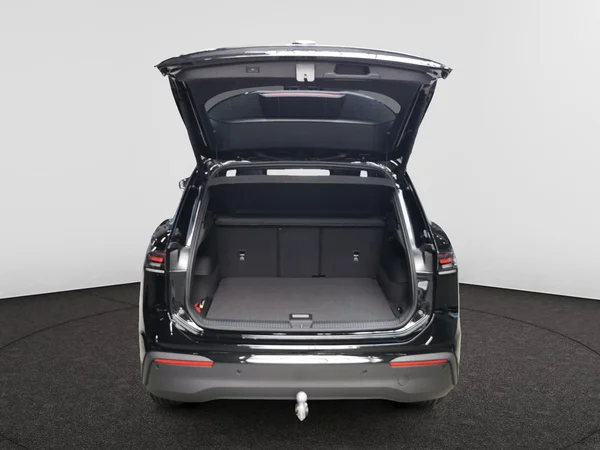 VOLKSWAGEN Tiguan (2026) — foto 14 van 23