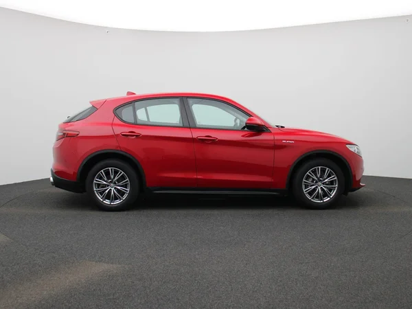 Alfa Romeo Stelvio (2022) — foto 41 van 44