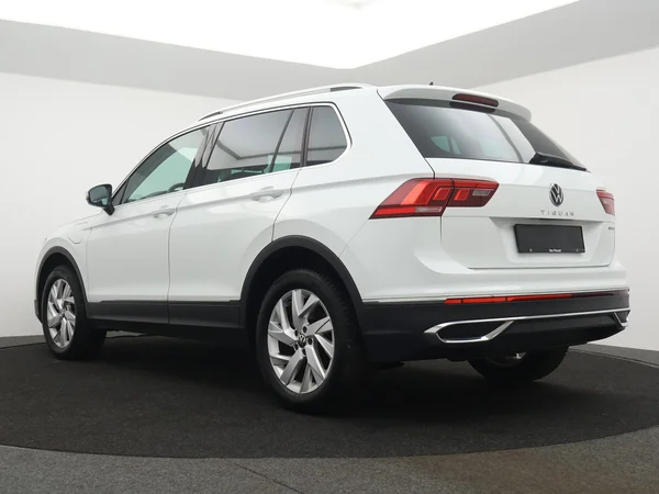 VOLKSWAGEN Tiguan eHybrid (PHEV) (2022) — foto 21 van 25