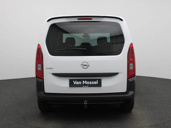 Opel Combo Life (2022) — foto 31 van 35