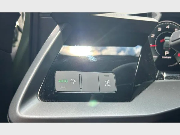 Audi A3 Sportback (2024) — foto 19 van 29