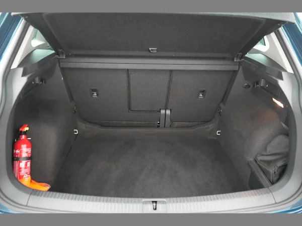VOLKSWAGEN Tiguan (2021) — foto 7 van 28