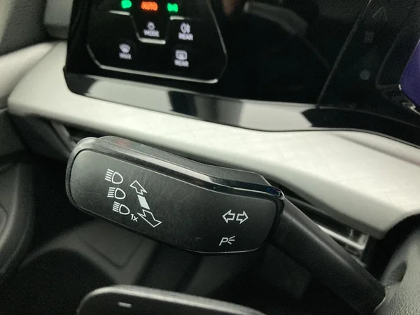 VOLKSWAGEN Golf Variant VIII (2021) — foto 13 van 36
