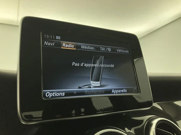 MERCEDES-BENZ CLA 200 (2019) — foto 21 van 36
