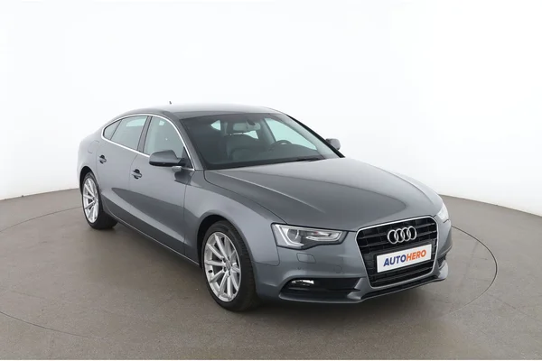 Audi A5 (2015) — foto 14 van 16