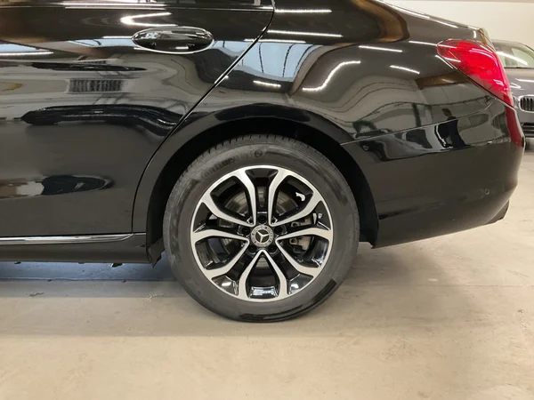 MERCEDES-BENZ C 180 (2020) — foto 18 van 21