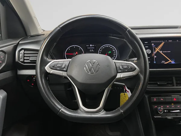 VOLKSWAGEN T-Cross (2020) — foto 18 van 20