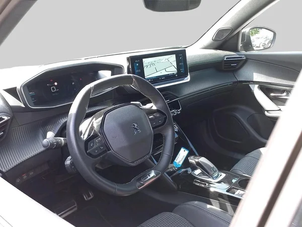 Peugeot 2008 (2022) — foto 18 van 19