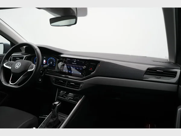 VOLKSWAGEN Polo (2024) — foto 19 van 25