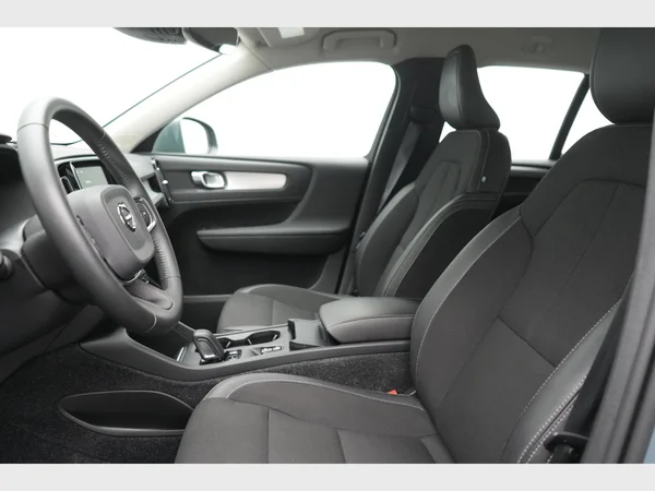 VOLVO XC40 (2020) — foto 8 van 25