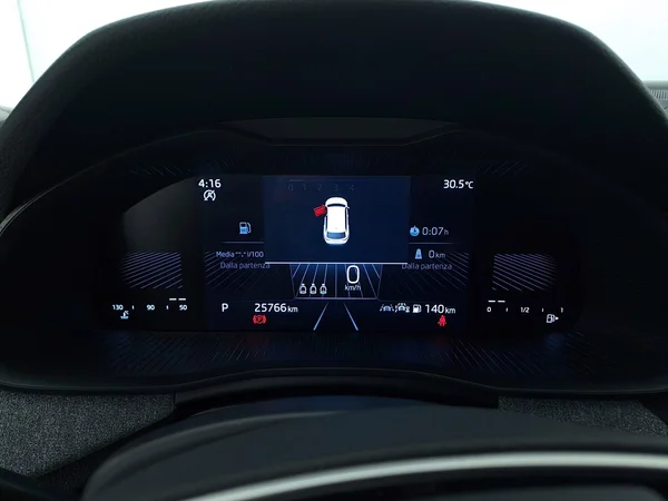 Skoda Kamiq (2025) — foto 6 van 24