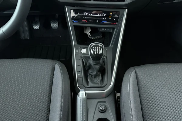 Volkswagen Taigo — foto 4 van 16