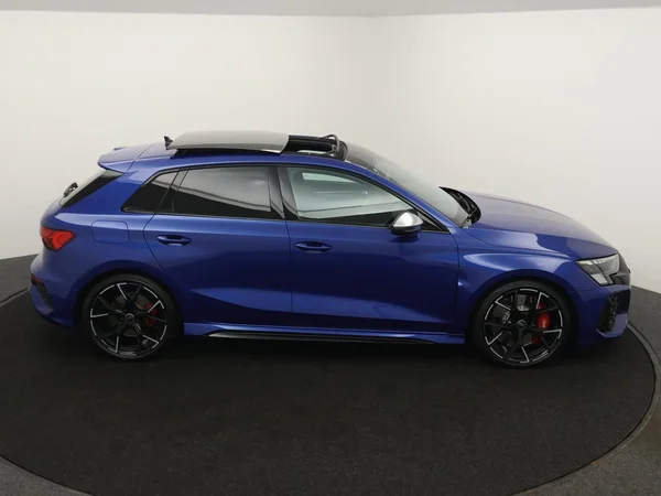 AUDI RS3 Sportback (2025) — foto 24 van 26