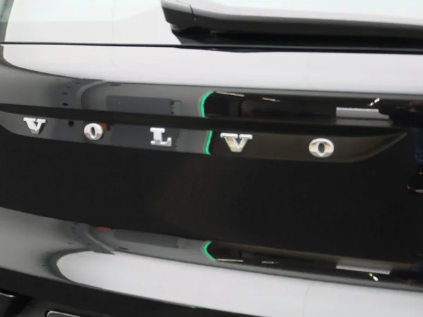 Volvo XC40 (2023) — foto 32 van 42