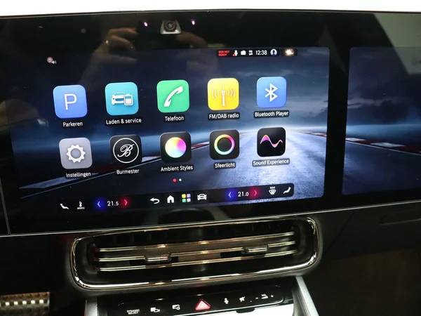 Mercedes-Benz CLA (2026) — foto 10 van 32