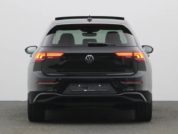 VOLKSWAGEN Golf VIII (2025) — foto 4 van 20