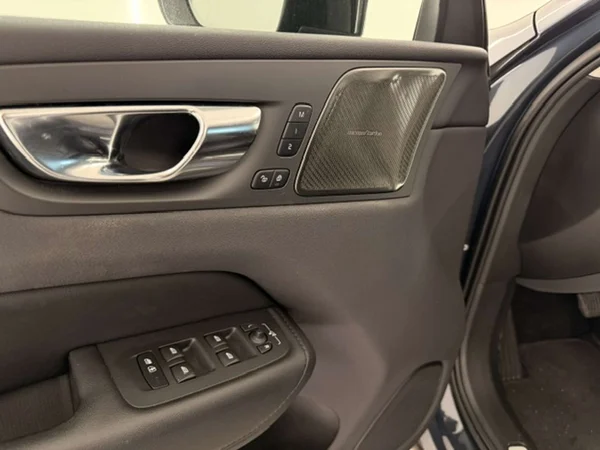 Volvo XC60 (2024) — foto 14 van 21