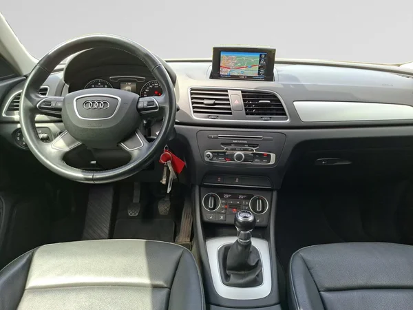 AUDI Q3 (2018) — foto 2 van 24