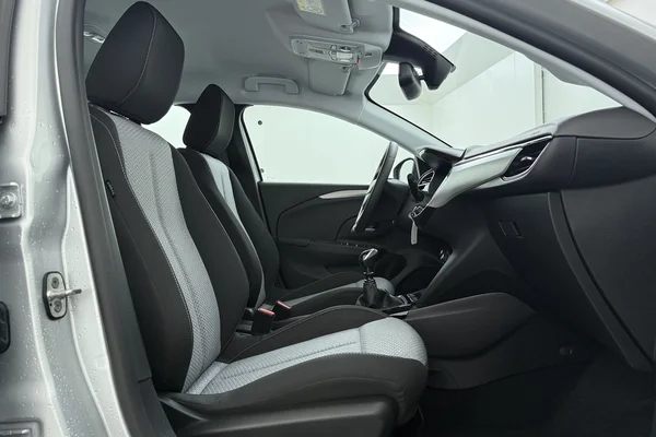 Opel Corsa (2025) — foto 14 van 16
